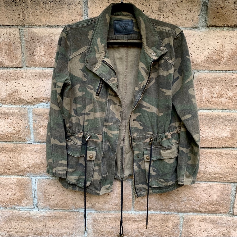 Soft camo utility jacket